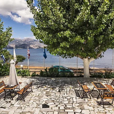 Lejlighedshotel Sea Breeze Lixouri