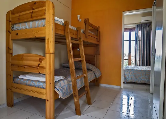 Apartmanhotel Sea Breeze 3*